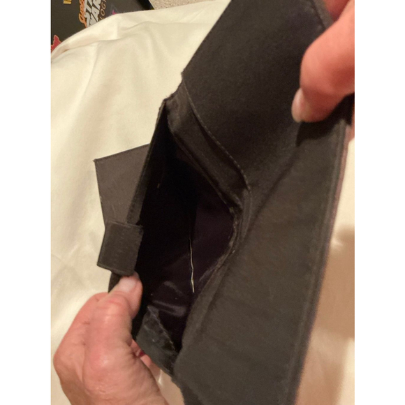 XOXO womans Brown Full Size Wallet - Picture 6 of 12